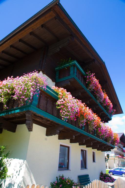 Pension Haus Am Dorfplatz Flachau Extérieur photo
