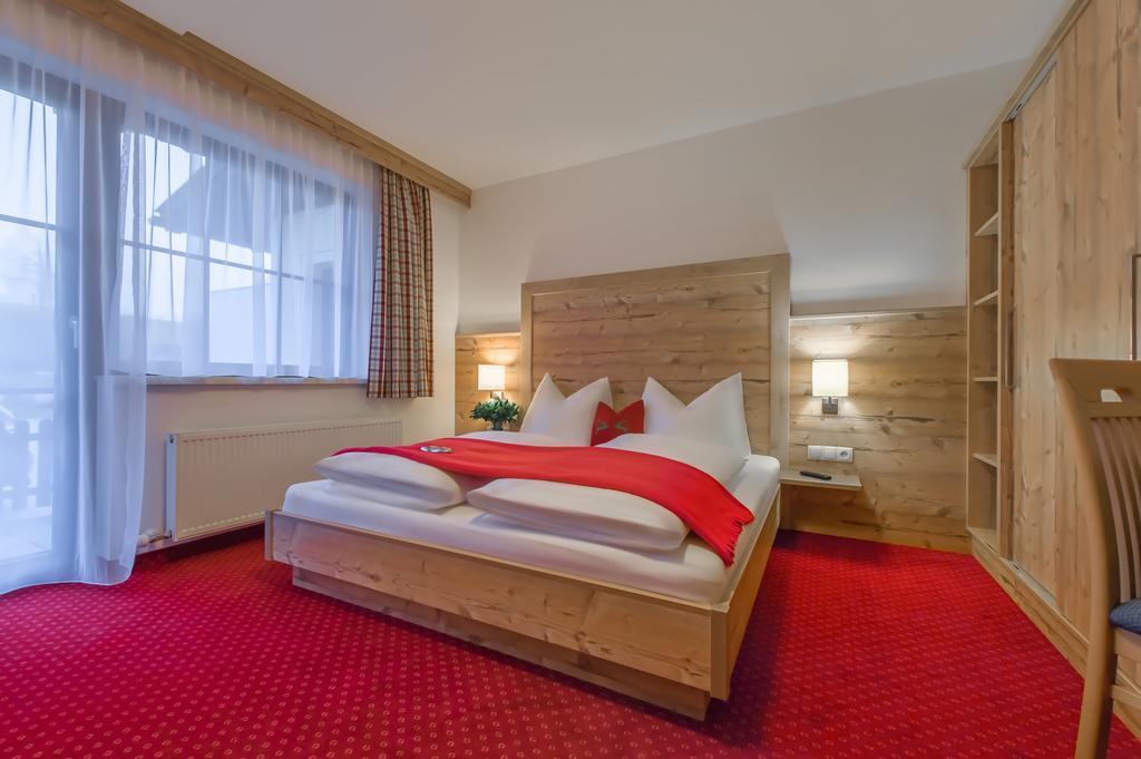 Pension Haus Am Dorfplatz Flachau Chambre photo
