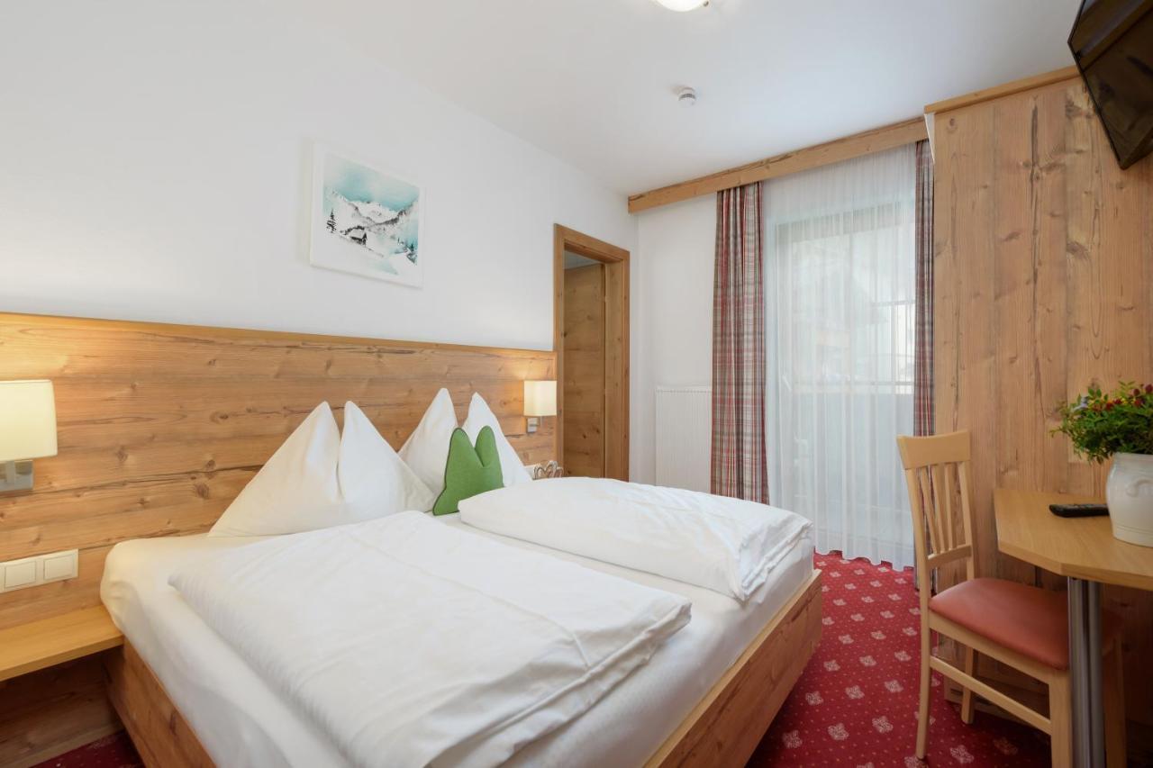Pension Haus Am Dorfplatz Flachau Extérieur photo